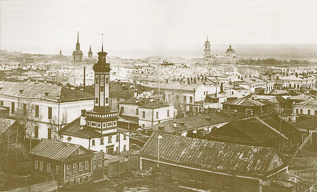 Вид центральной части города / View of the Central Part of the City