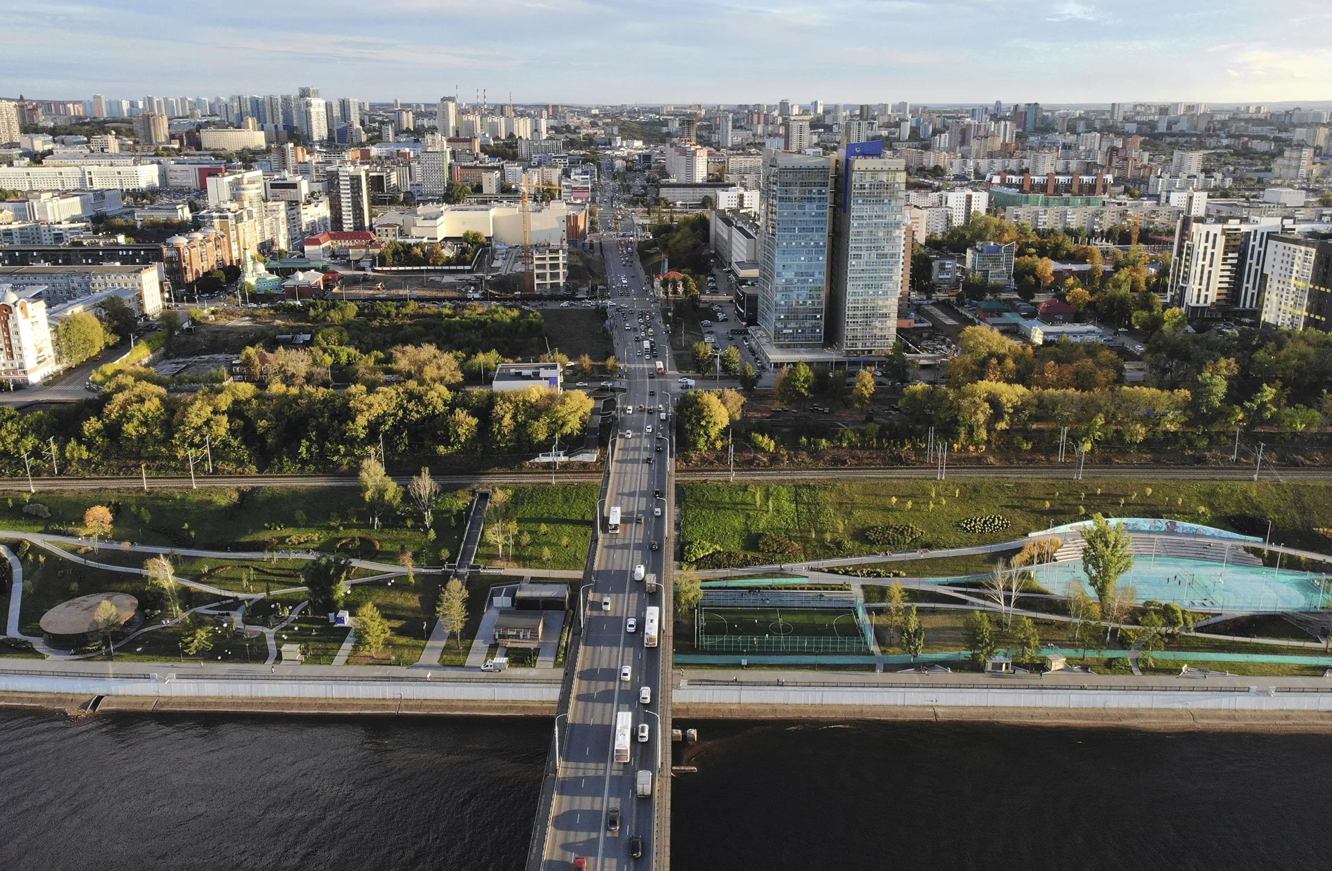 Улица Ленина. Городской центр / City center